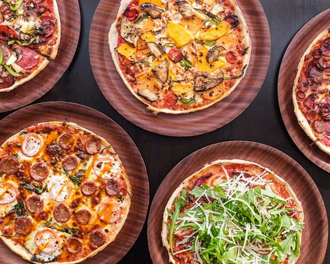 Arthur's Pizza - Book Restaurant 0
