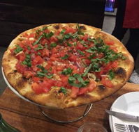 Fratelli's Wood Fired Pizza - Book Restaurant