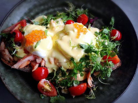 Eugene's - Book Restaurant 0