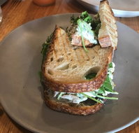 Edmonds  Greer - Book Restaurant