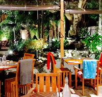 The Buddha Belly - Book Restaurant