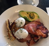 Cafe Mondello - Book Restaurant