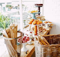 Don Angelo Pizzeria - Book Restaurant