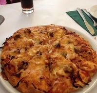 La Cantina Restaurant  Pizzeria - Book Restaurant