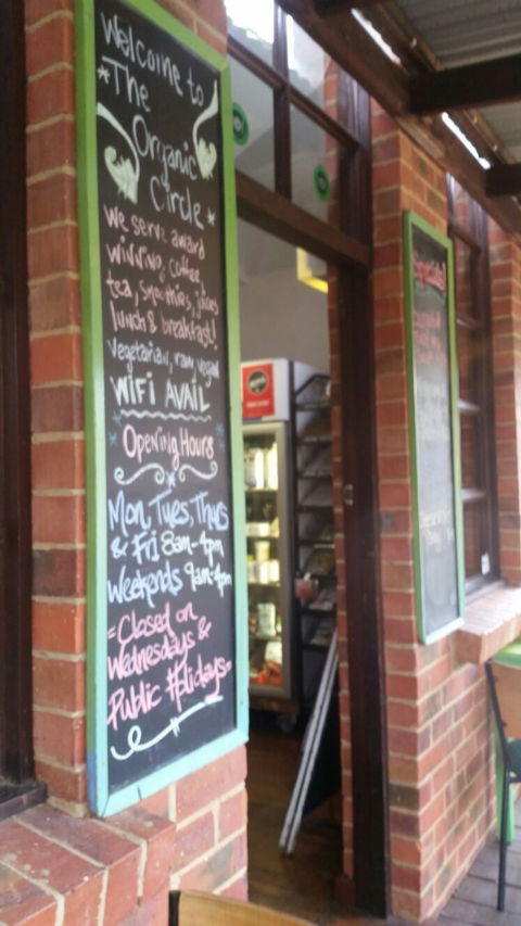 The Organic Circle - Book Restaurant 3