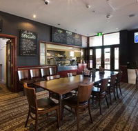 Melton Hotel - Book Restaurant