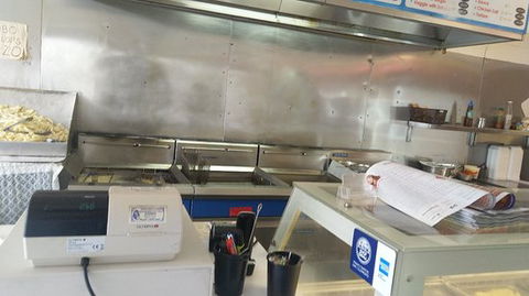 Sylvias Take Away - Book Restaurant 0