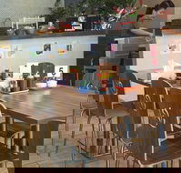 DJ Vietnamese Pho Restaurant - Book Restaurant