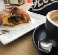 La Dolce Vita - Book Restaurant