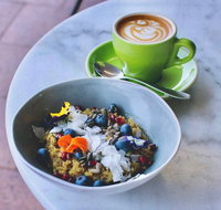 MR O Kitchen Espresso Grocer - Book Restaurant