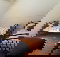 Family Hotel - Book Restaurant