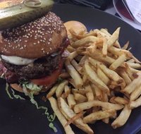 The Albert - Book Restaurant