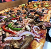 El Forno Pizzeria - Book Restaurant