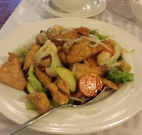 Fountain Court Chinese Restaurant - Book Restaurant