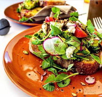 Green Tangerine - Book Restaurant