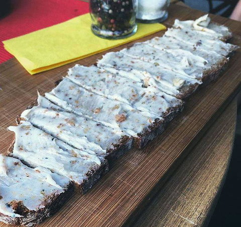 Bierkeller - Book Restaurant 6