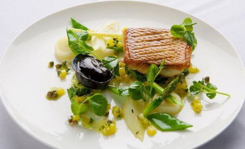 Elephant Rock Cafe Bar & Restaurant - Book Restaurant 12