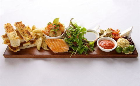 Elephant Rock Cafe Bar & Restaurant - Book Restaurant 8