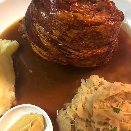 Pilot Wilderness NSW Book Restaurant