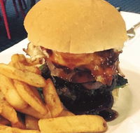 The Clubhouse Bistro - Book Restaurant