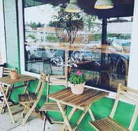 The Courtyard Coffee Shop - Book Restaurant