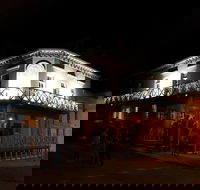 Braidwood Hotel - Book Restaurant