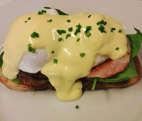 Cafe Par La Baie - Book Restaurant 0