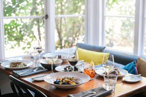 Clementine Restaurant - Book Restaurant 0