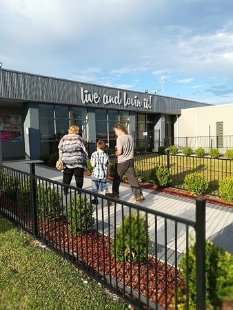 Windang NSW Book Restaurant