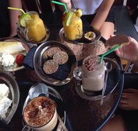 Country Palings Petals and Pots Cafe - Book Restaurant