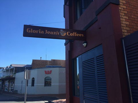 Gloria Jean's Coffees - Book Restaurant 0
