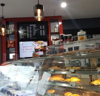 Michels Patisserie Springwood - Book Restaurant