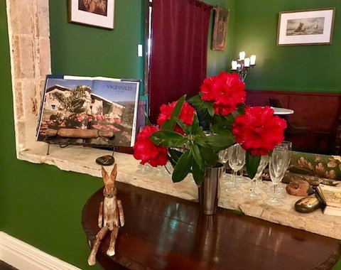 The Tourist Hotel - Book Restaurant 0