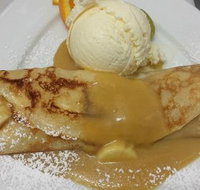 Cups' N' Saucers - Book Restaurant