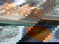 Denman Pie Shop Bakery