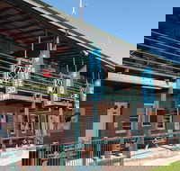 Port of Bourke Hotel - Book Restaurant