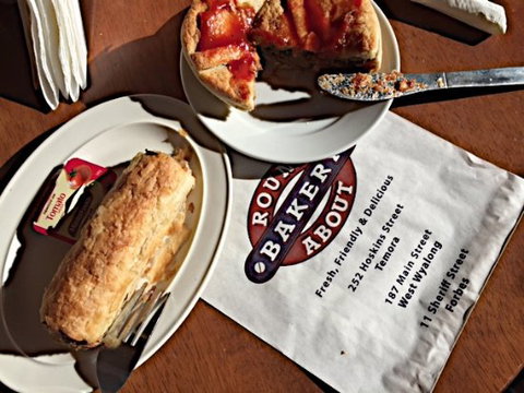 Round About Bakery - Book Restaurant 0