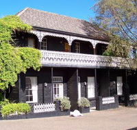 Top Pub Uralla - Book Restaurant