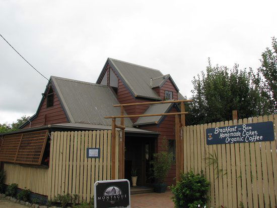 Nerrigundah NSW Book Restaurant