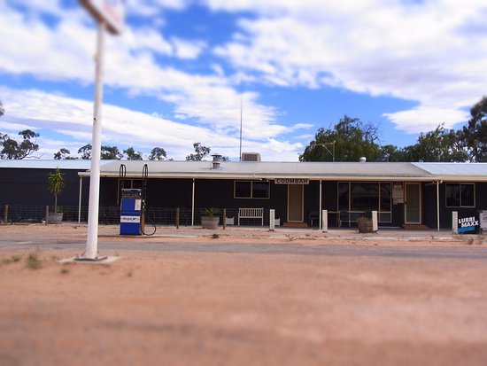 Curlwaa NSW Book Restaurant