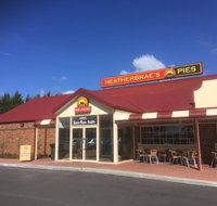 Heatherbrae's Pies - Book Restaurant