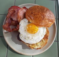 Highroad - Book Restaurant