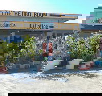 The retro room - Book Restaurant