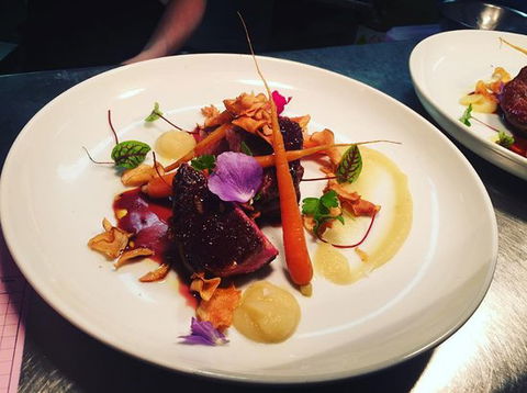 Trevs At Dickson - Book Restaurant 0