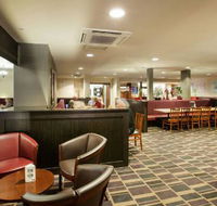 Boomerang Hotel Bistro - Book Restaurant