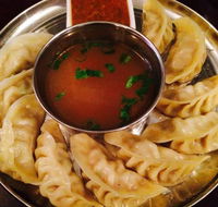 Chomolungma - Book Restaurant