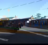 Greenwell Point Hotel - The Bistro and Pizza Bar - Book Restaurant