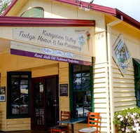 Kangaroo Valley Fudge House  Ice Creamery - Book Restaurant
