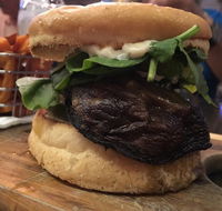 Kiama Inn Hotel - Book Restaurant