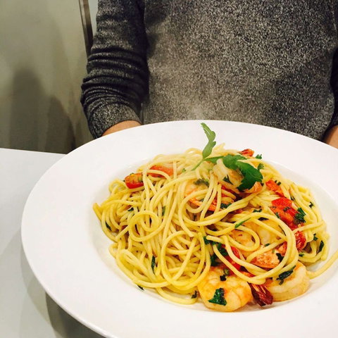 Avanti Pizzeria Restaurant - Book Restaurant 0